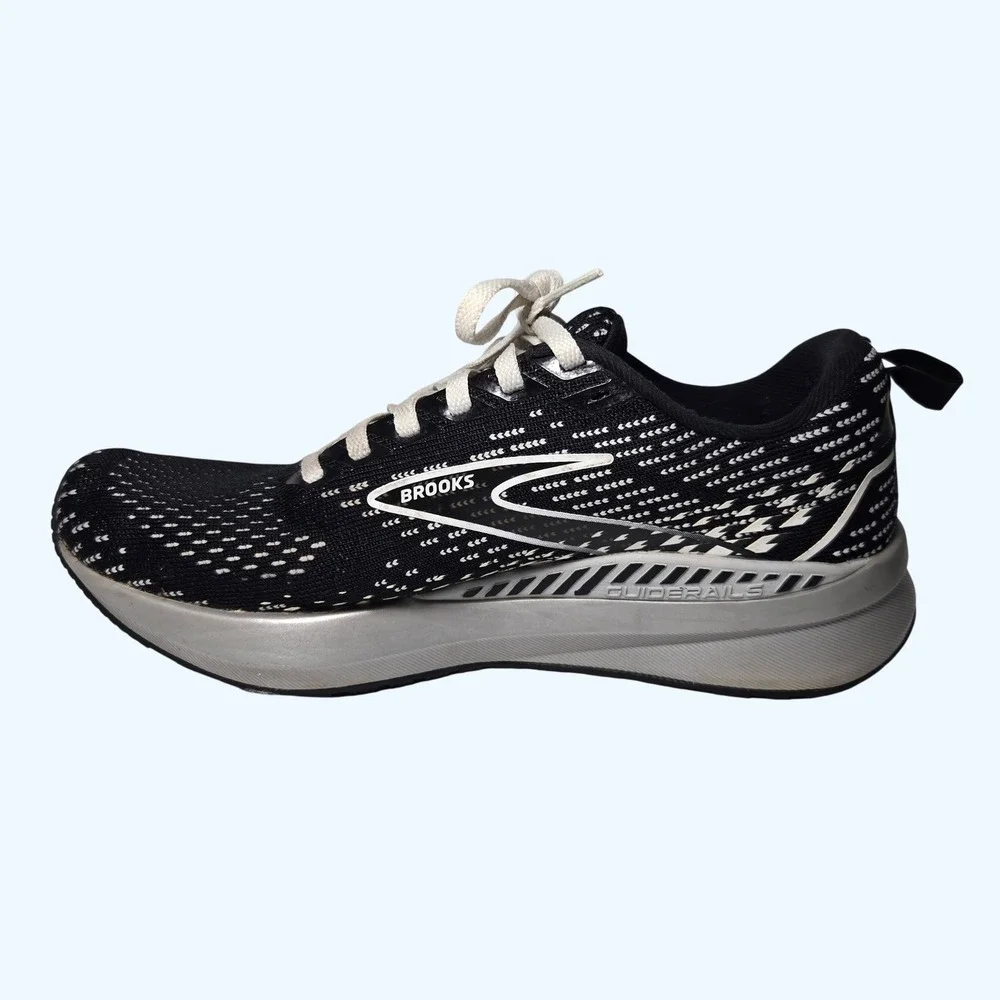 Brooks Levitate GTS 5 Womens Running Shoes Black White 1203581B090 Size 7